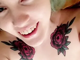 Slapping Pussy And Calling Myself Names For Daddy free video